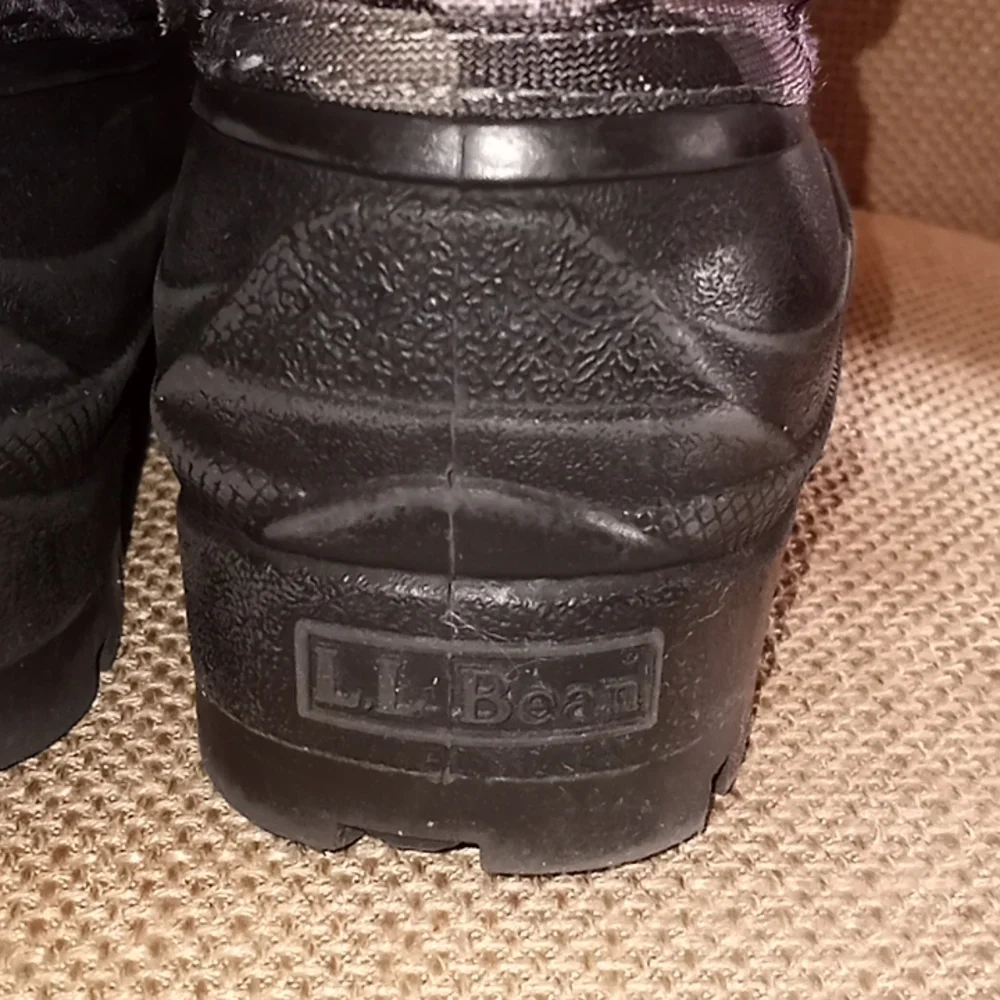L.L. Bean Camo Winter Snow Boots Size 2